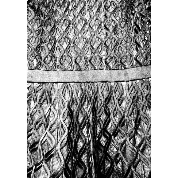 Jonathan Simkhai Costina Textured Crepe Fit and Flare Black Dress Architectural - Picture 15 of 16